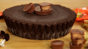 Make a GIANT Peanut Butter Cup
