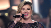 Kelly Clarkson's Guide to Kicking Ass at Life